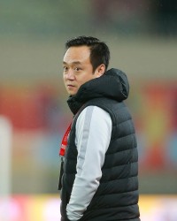 kaiyun-记者：丁勇纯属咎由自取；李小刚属于在利益围猎中随波逐流